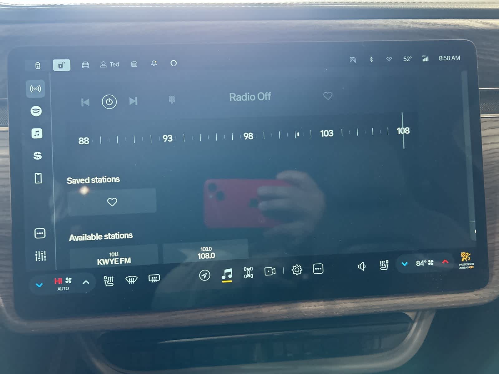 Thumbnail: 2022 Rivian R1T - 28