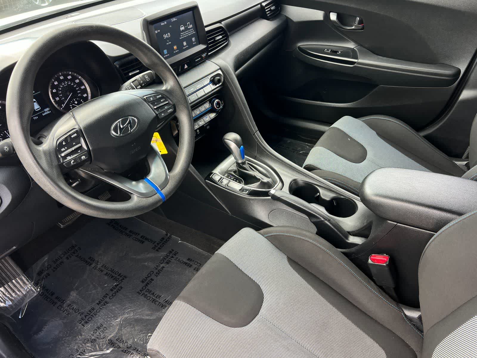 Thumbnail: 2019 Hyundai Veloster - 12
