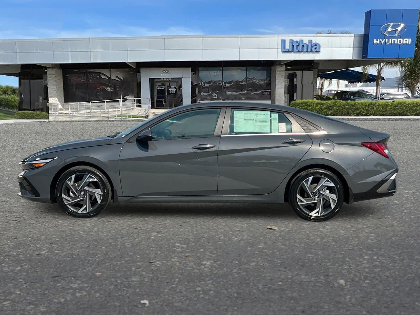 Thumbnail: 2025 Hyundai Elantra - 5