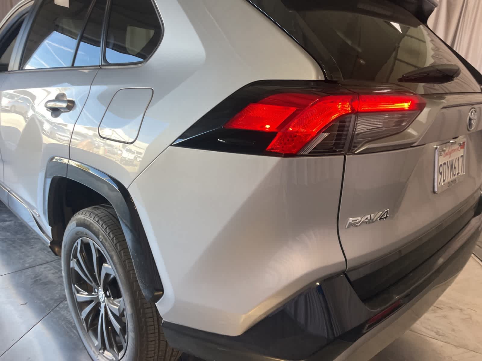 Thumbnail: 2022 Toyota RAV4 - 20