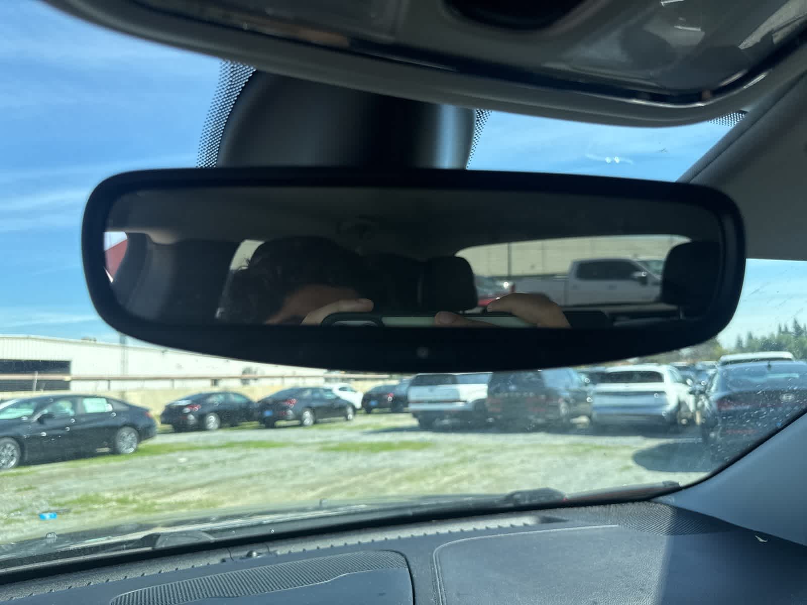 Thumbnail: 2019 Jeep Cherokee - 21