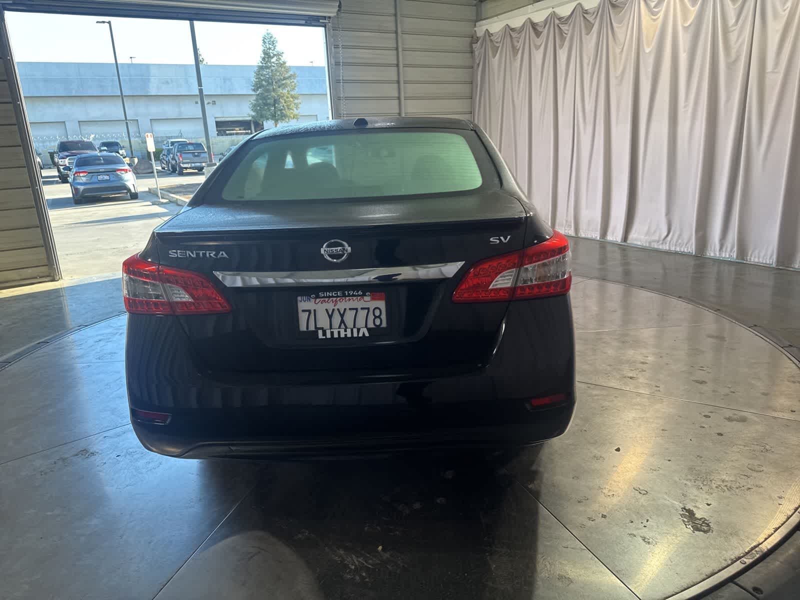 2015 Nissan Sentra SV photo 5