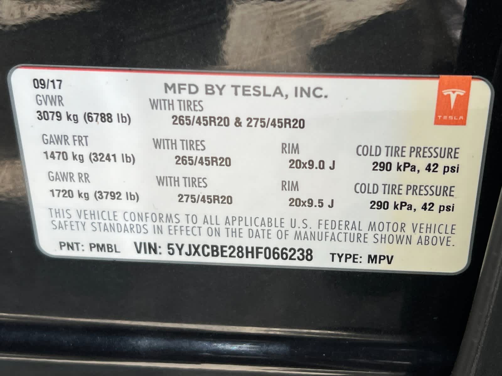 Thumbnail: 2017 Tesla Model X - 30
