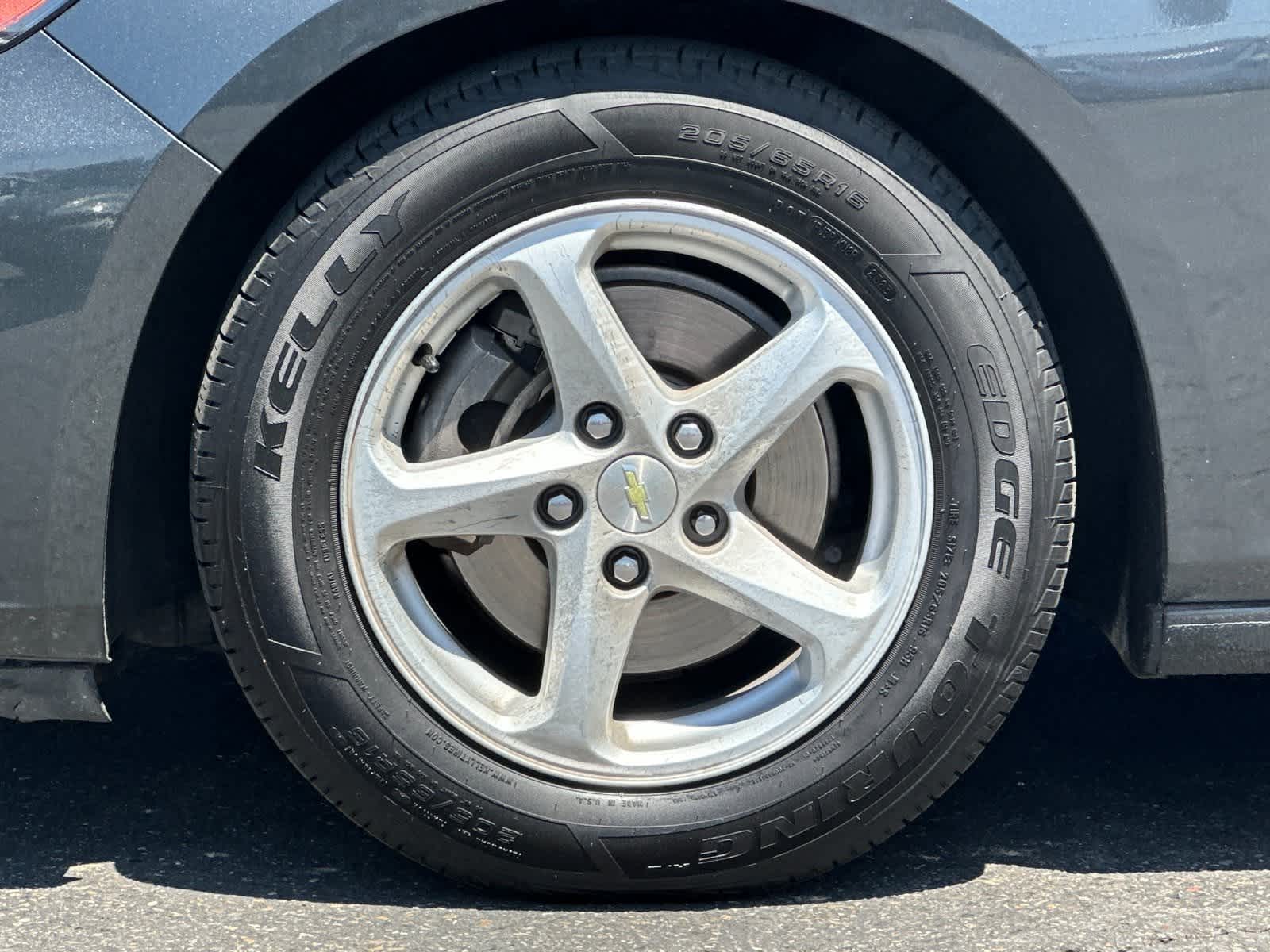 Thumbnail: 2017 Chevrolet Malibu - 25
