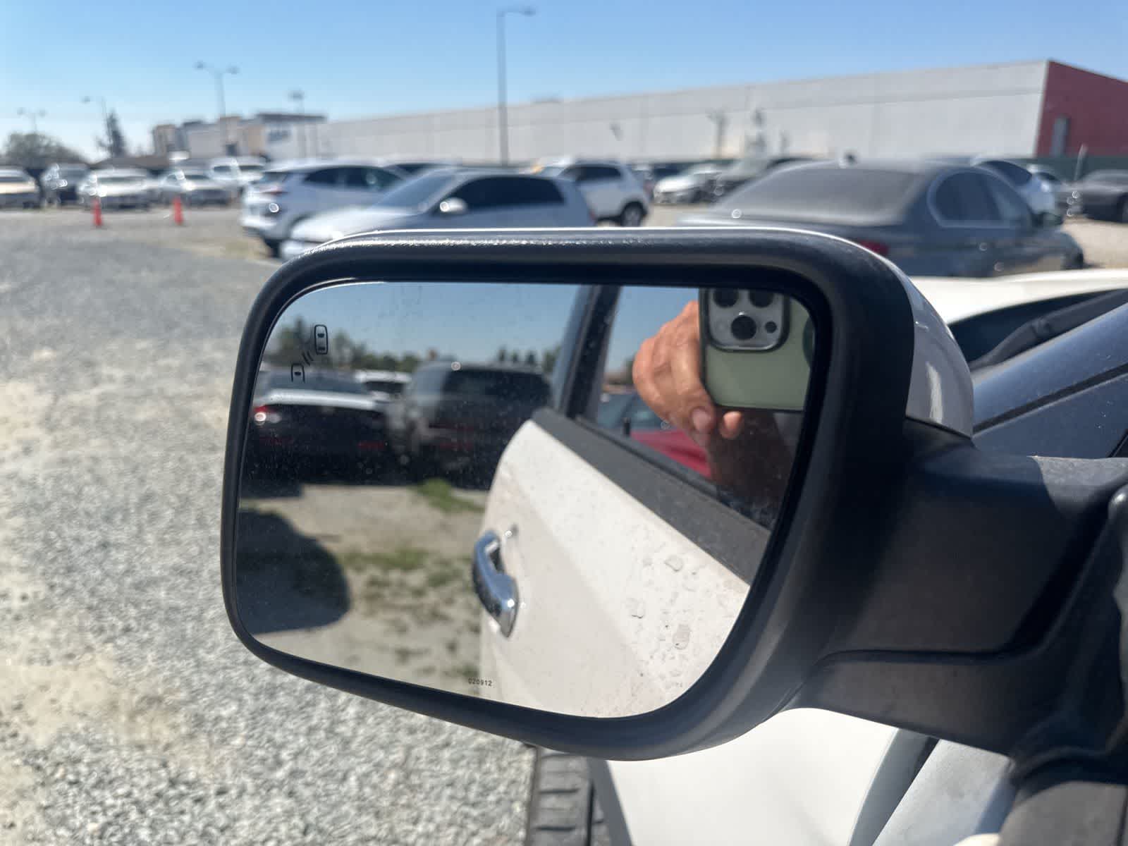 Thumbnail: 2013 Ford Explorer - 18