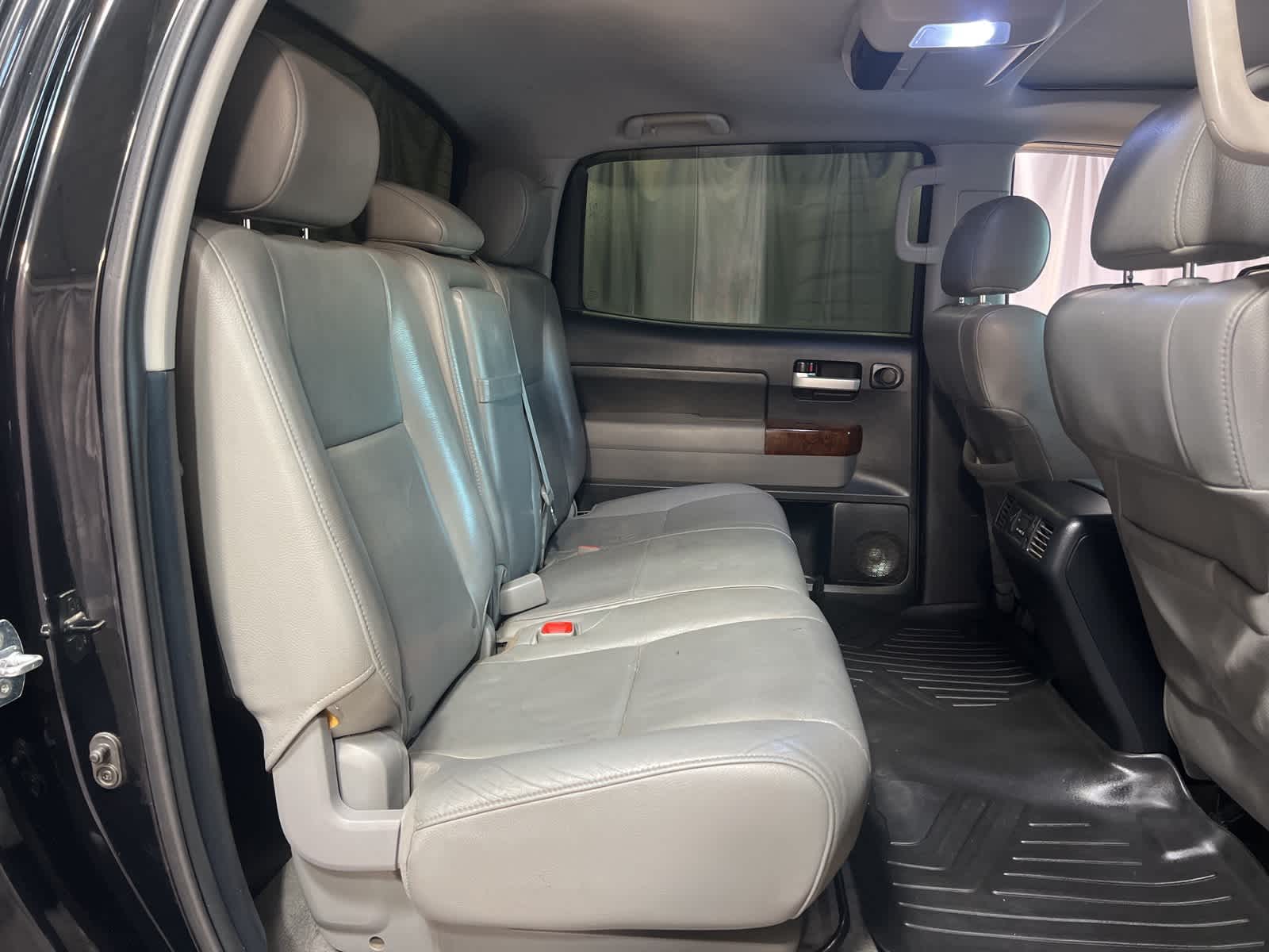 Thumbnail: 2011 Toyota Tundra - 15