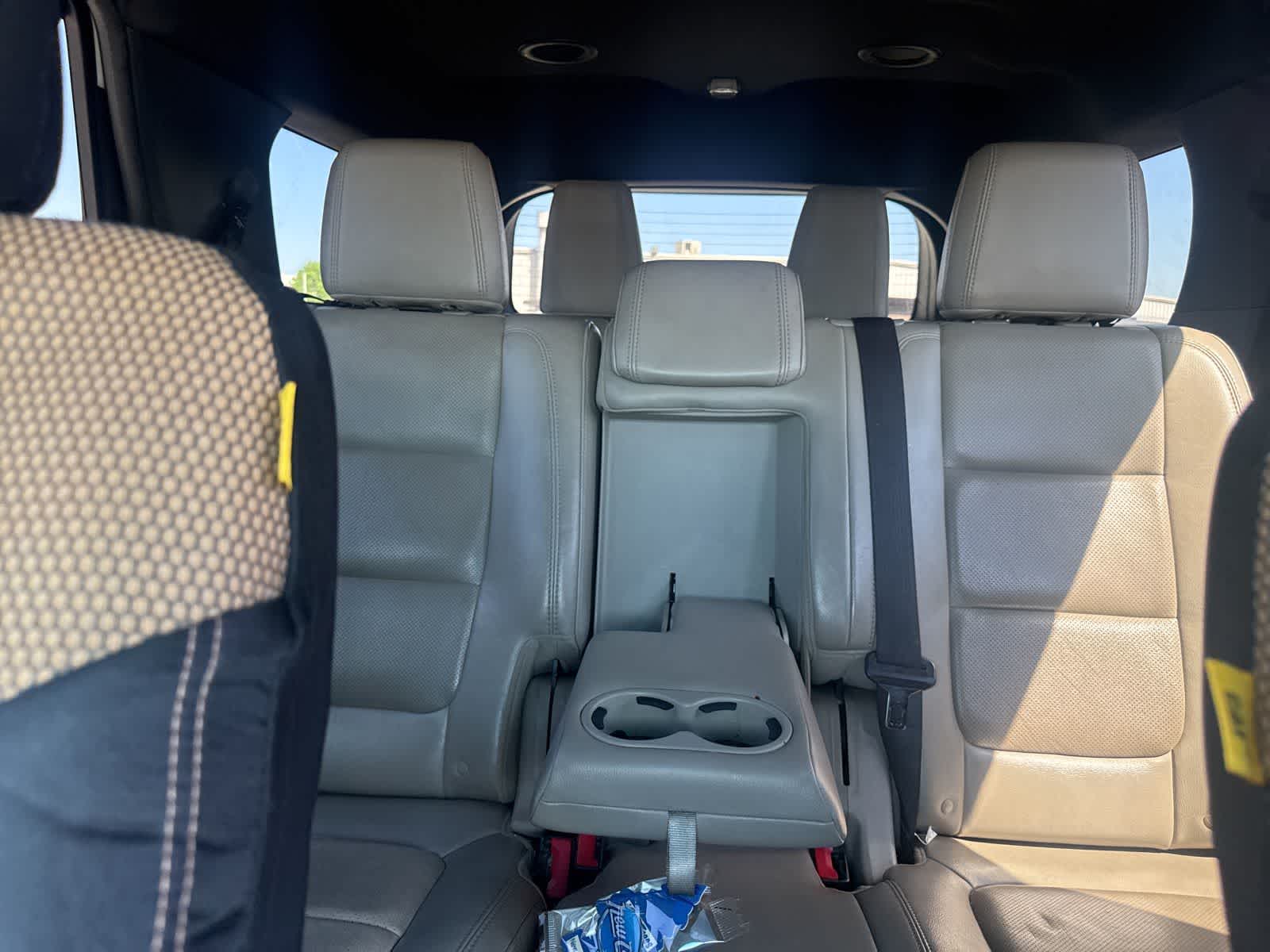 Thumbnail: 2013 Ford Explorer - 21