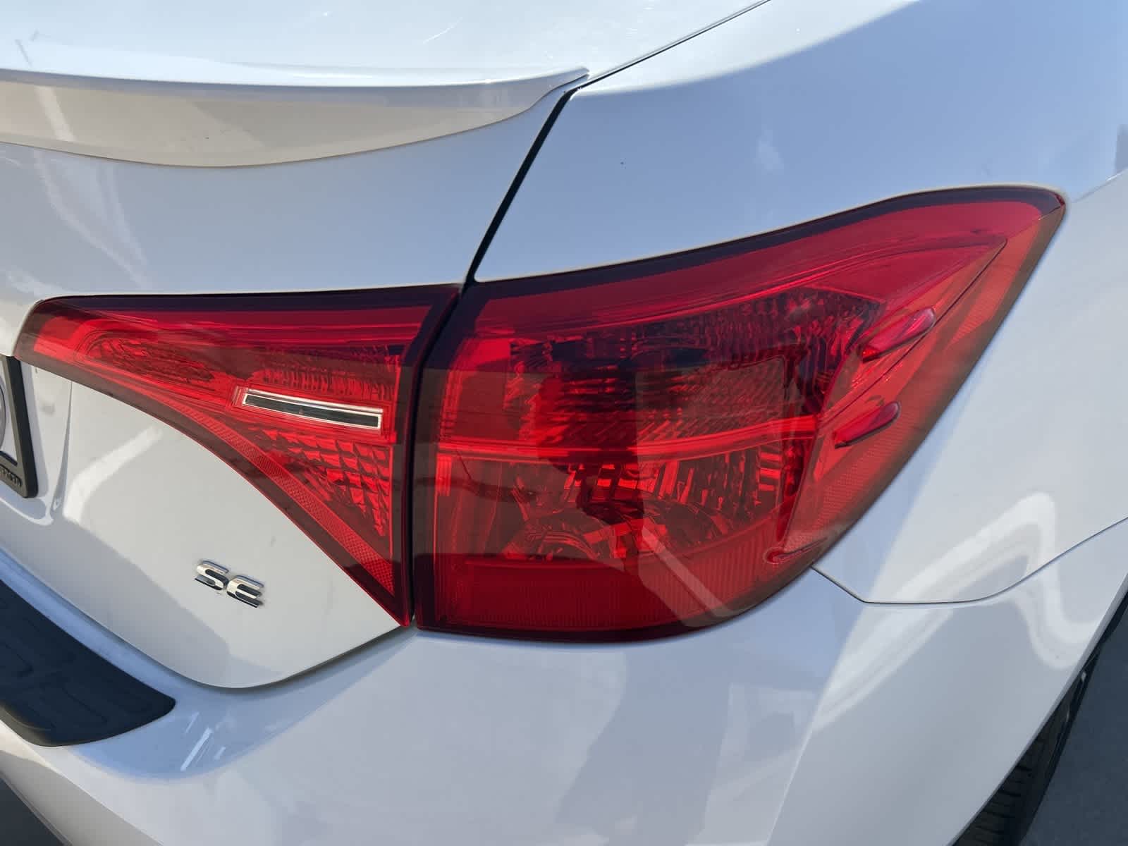 Thumbnail: 2018 Toyota Corolla - 9