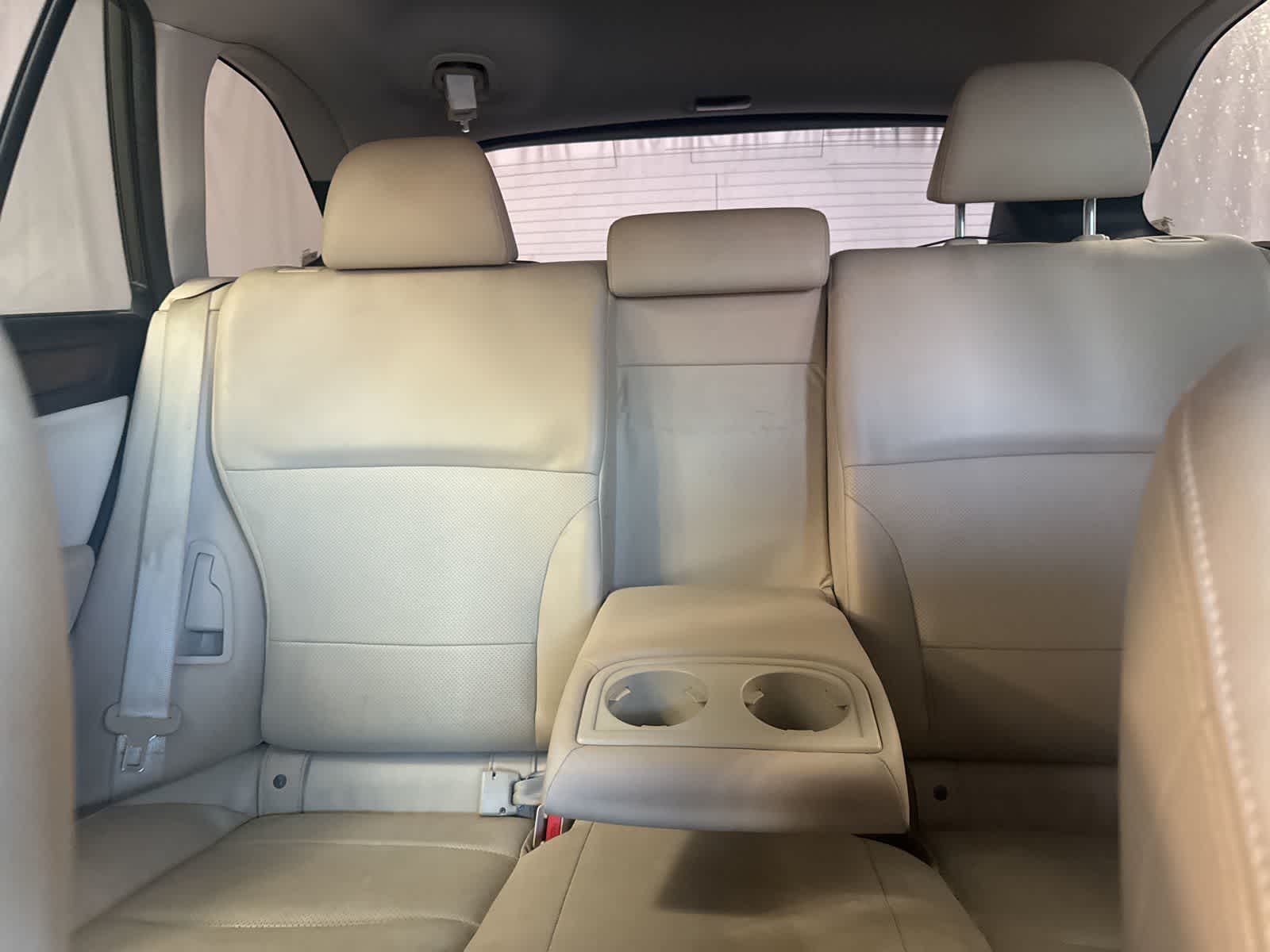 Thumbnail: 2016 Subaru Outback - 20