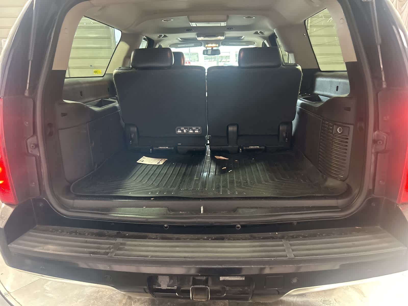 Thumbnail: 2014 Chevrolet Suburban - 14