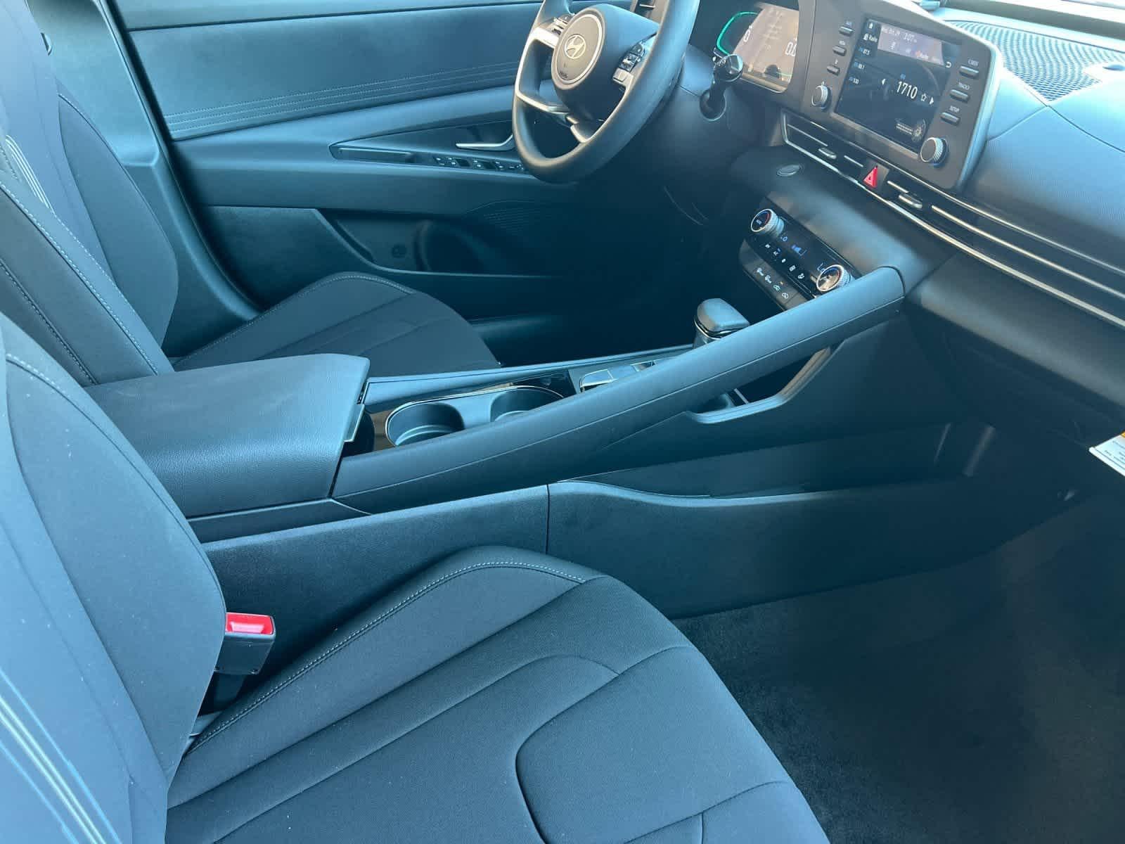 Thumbnail: 2026 Hyundai Elantra - 15