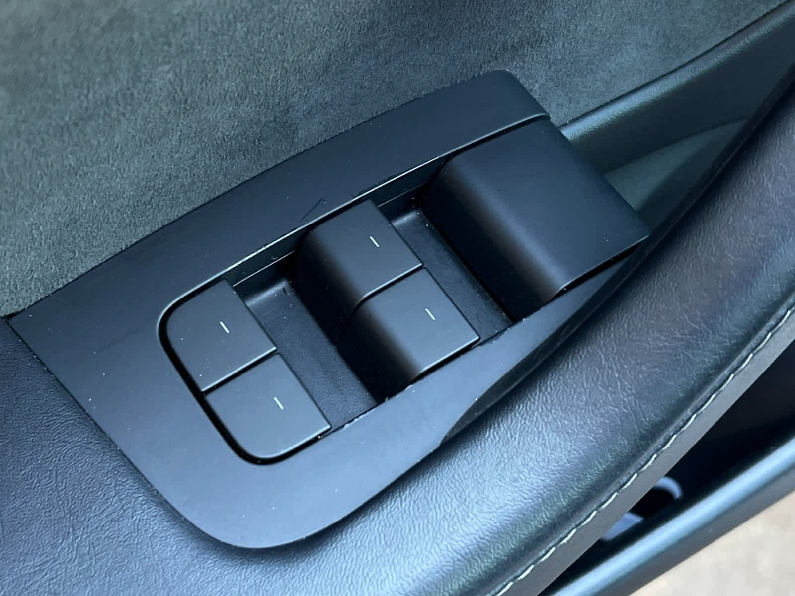 Thumbnail: 2023 Tesla Model 3 - 14