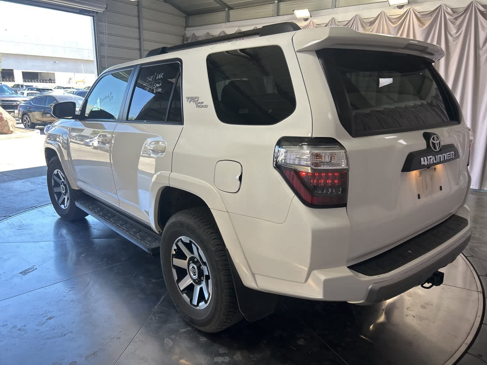 Thumbnail: 2024 Toyota 4Runner - 16