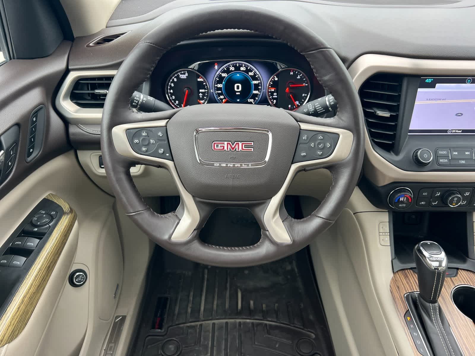 Thumbnail: 2017 GMC Acadia - 14