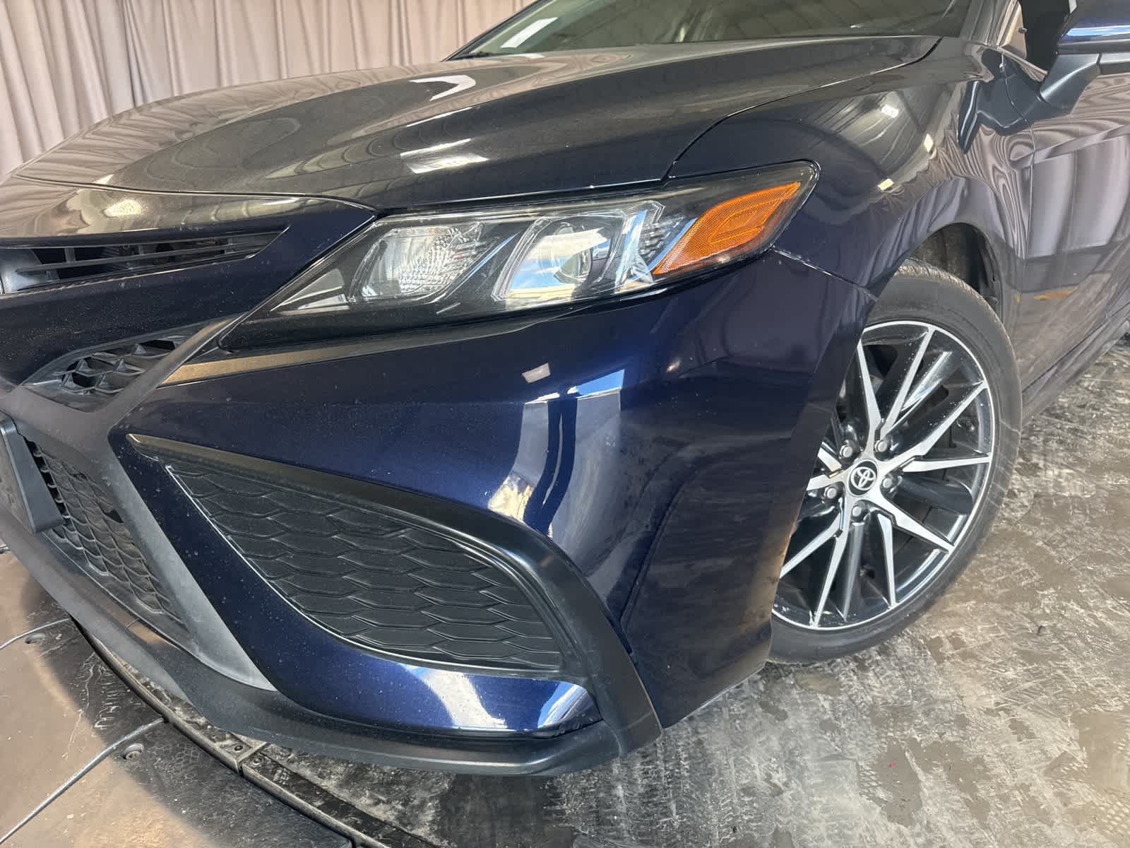 Thumbnail: 2021 Toyota Camry - 9