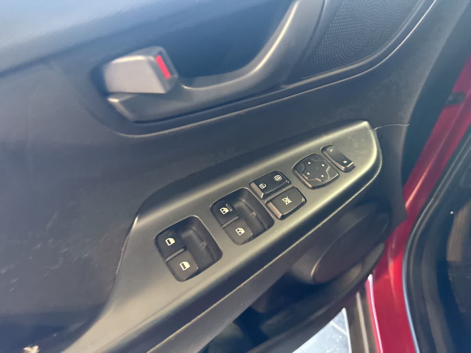 Thumbnail: 2018 Hyundai Kona - 18