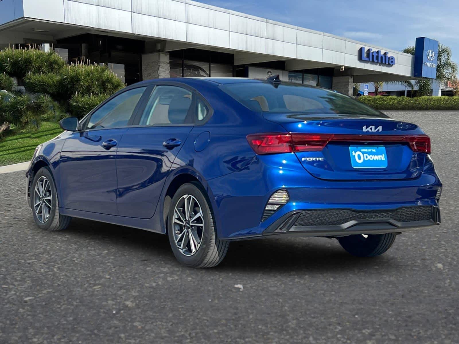 Thumbnail: 2022 Kia Forte - 6