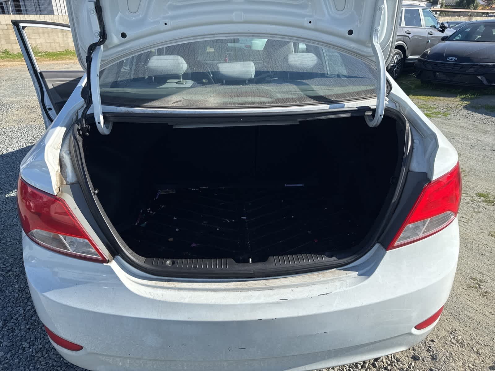 Thumbnail: 2016 Hyundai Accent - 15