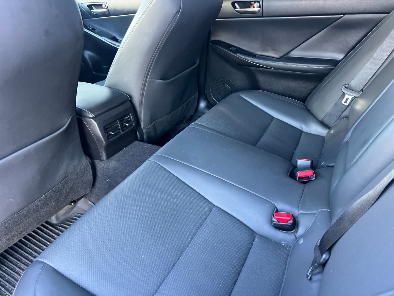 Thumbnail: 2021 Lexus IS - 5