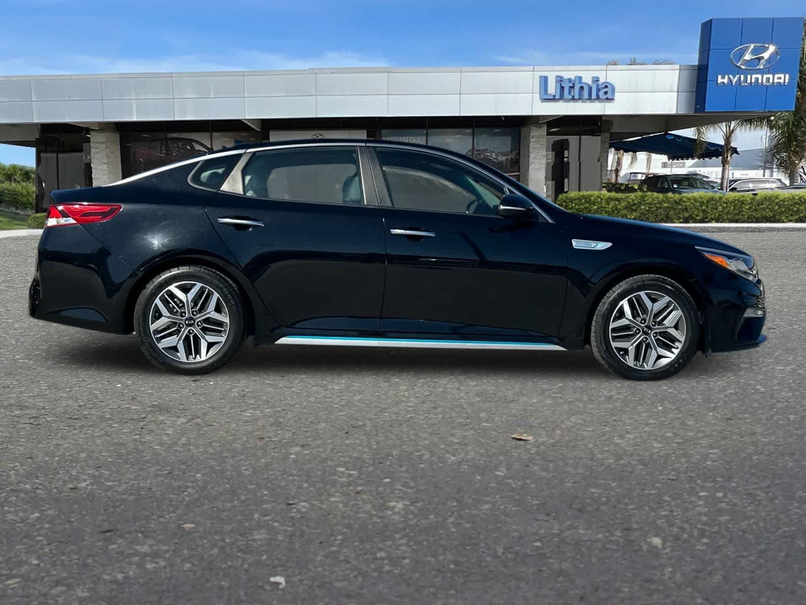 Thumbnail: 2020 Kia Optima - 8