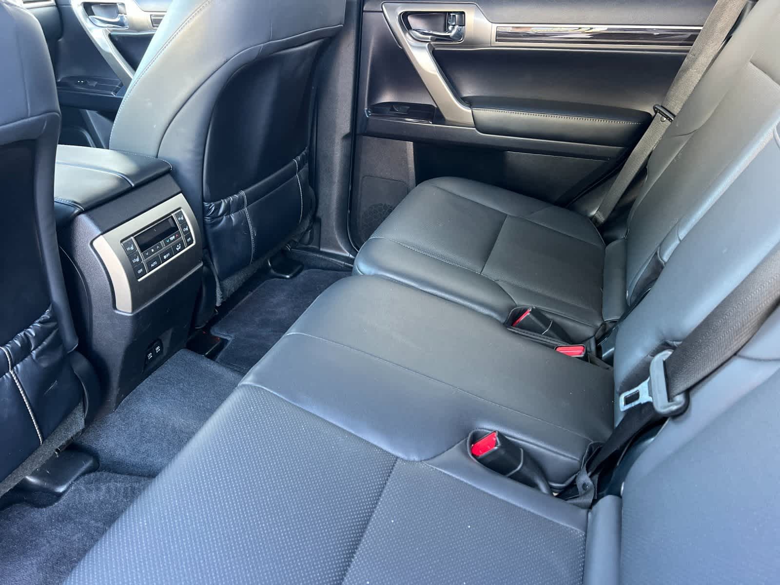 Thumbnail: 2021 Lexus GX - 4