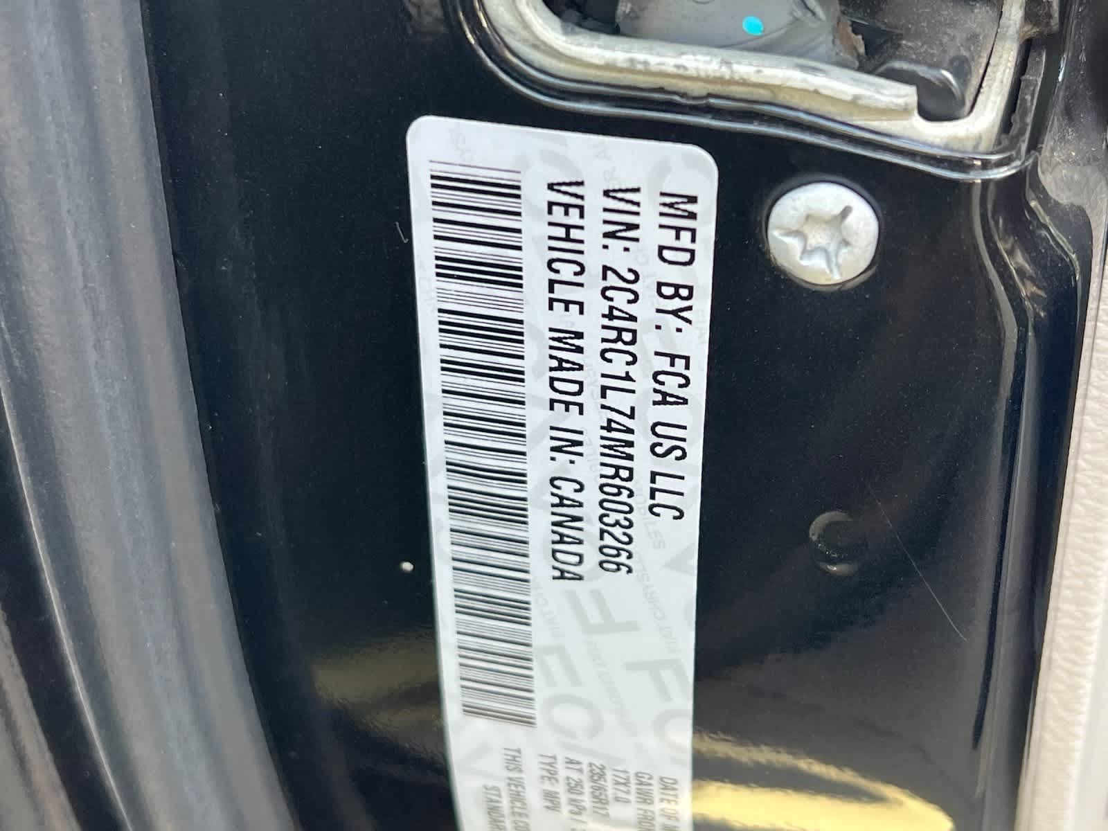 Thumbnail: 2021 Chrysler Pacifica - 32