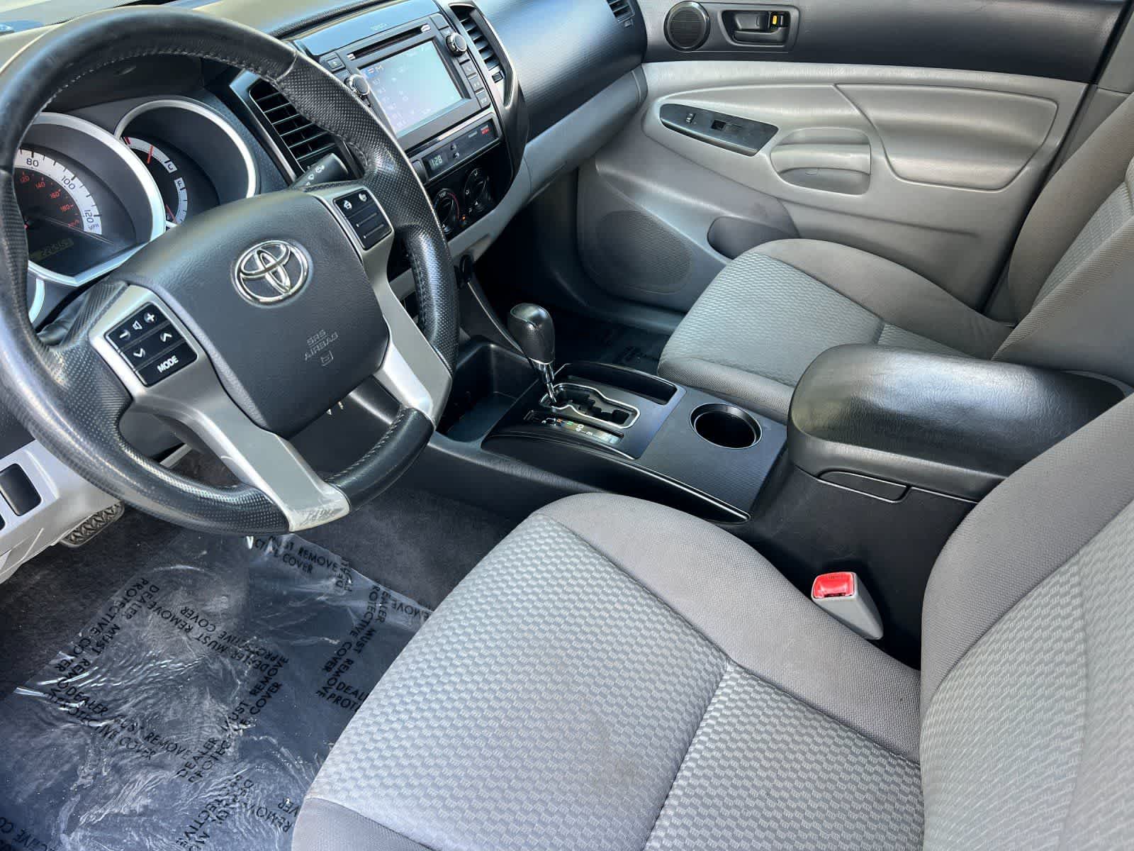 Thumbnail: 2013 Toyota Tacoma - 12