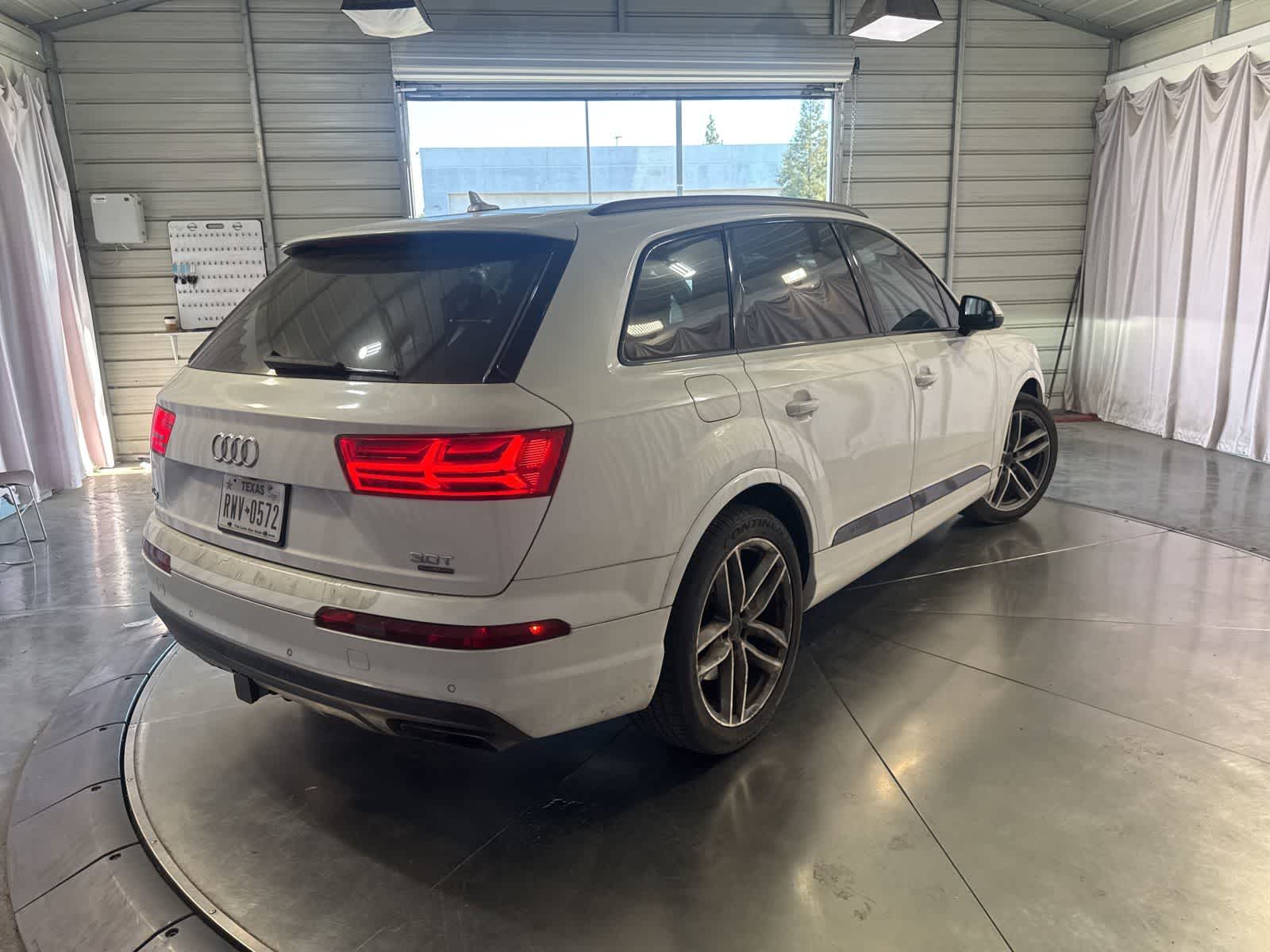 Thumbnail: 2017 Audi Q7 - 5