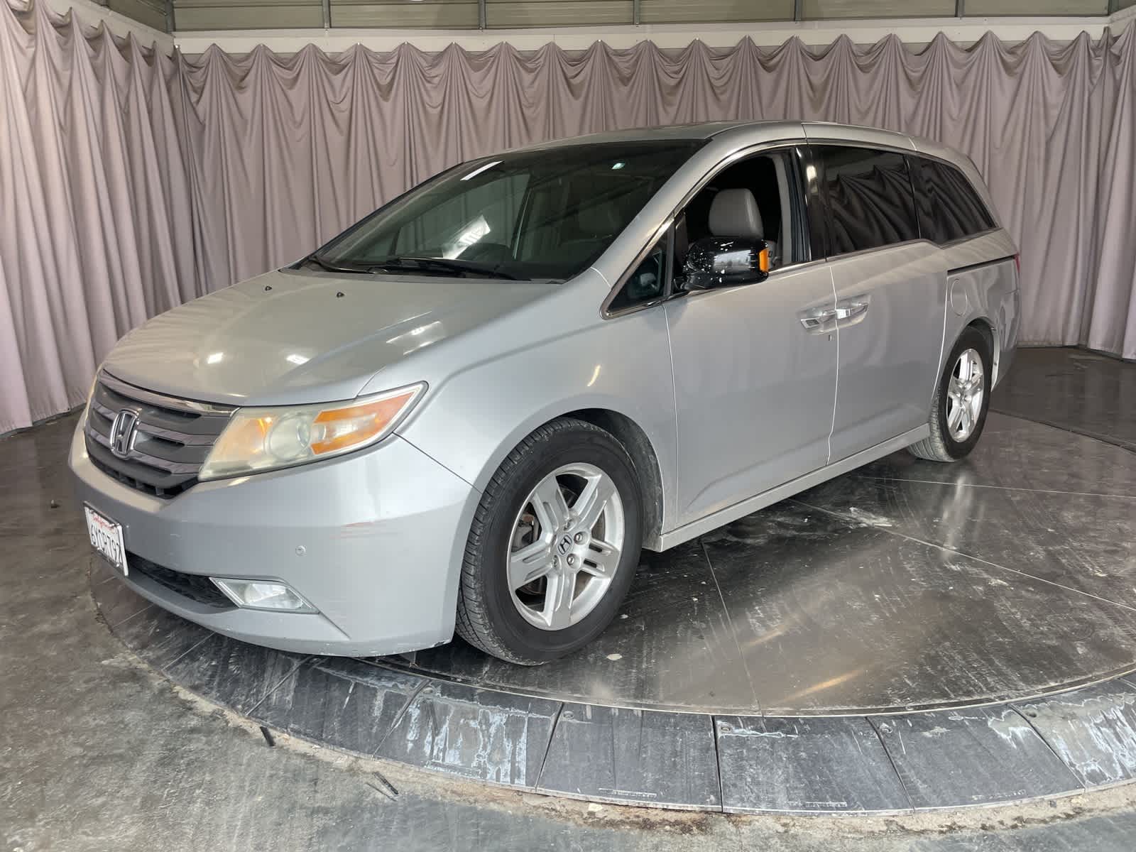 Thumbnail: 2012 Honda Odyssey - 2