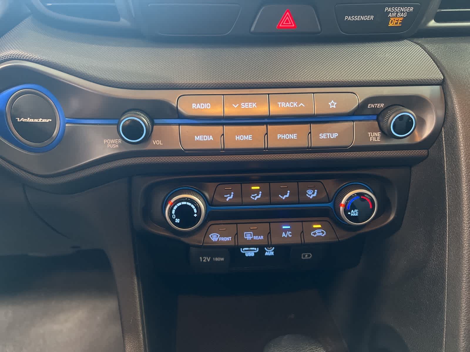 Thumbnail: 2020 Hyundai Veloster - 24