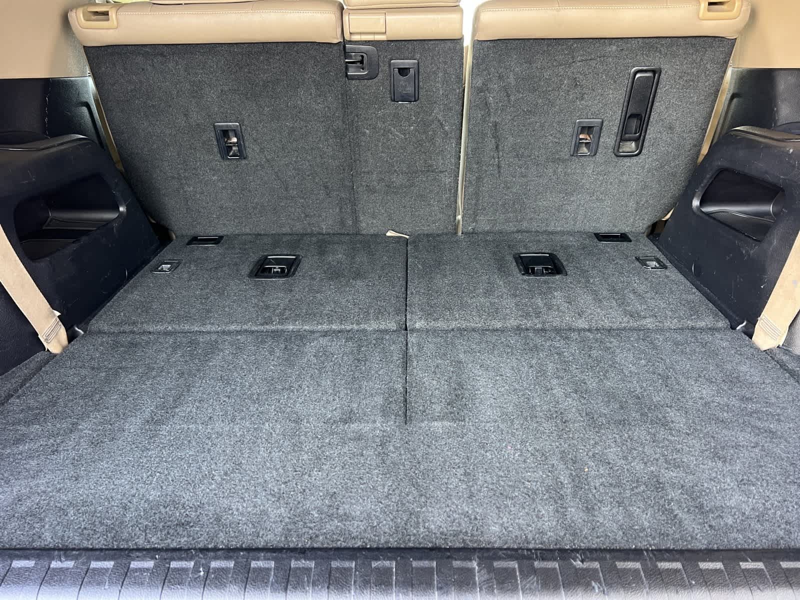 Thumbnail: 2011 Toyota 4Runner - 16