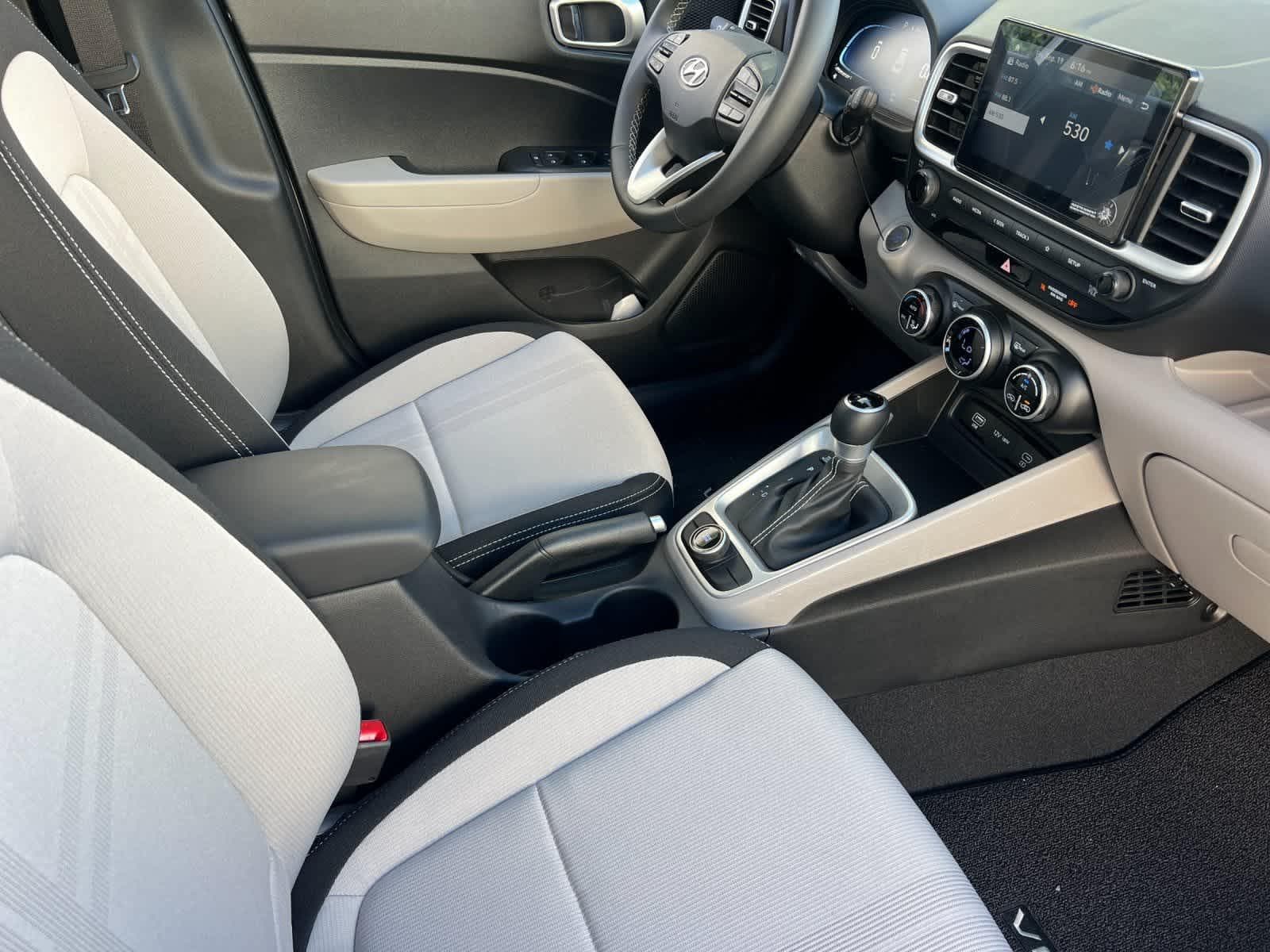 Thumbnail: 2025 Hyundai Venue - 16