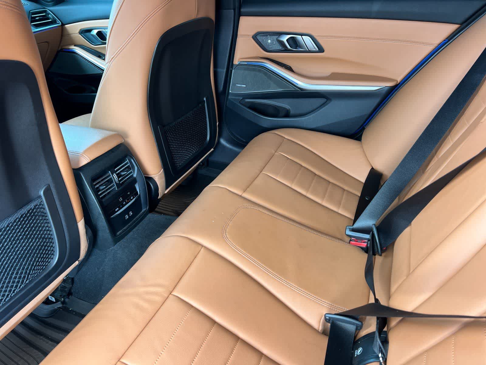 2021 BMW M340i photo 4