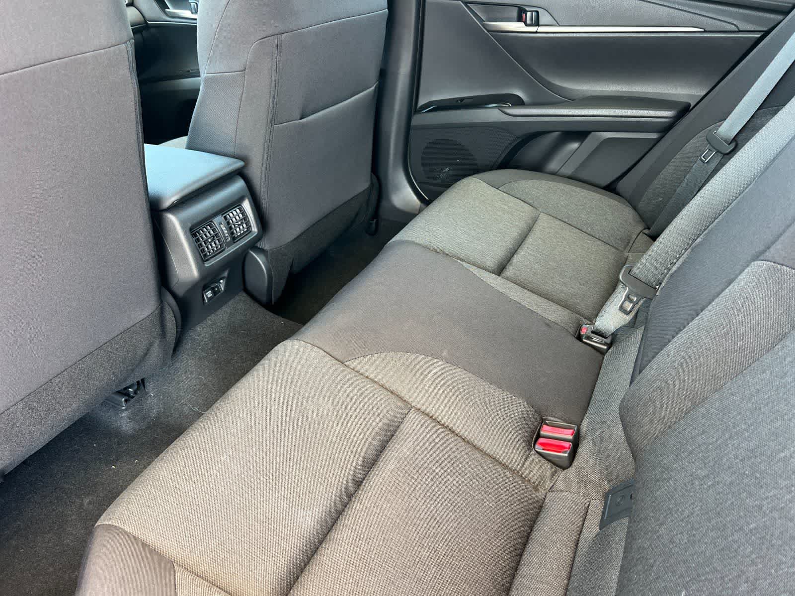 2025 Toyota Camry LE photo 4