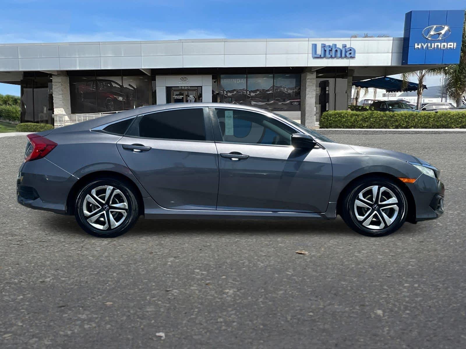 Thumbnail: 2018 Honda Civic - 8