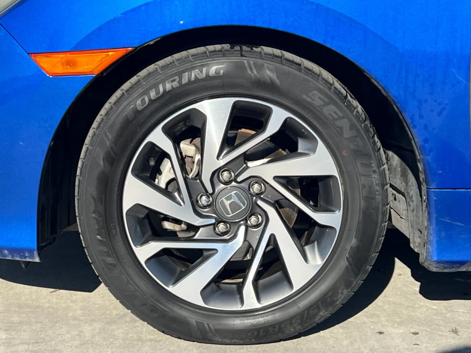 Thumbnail: 2016 Honda Civic - 25