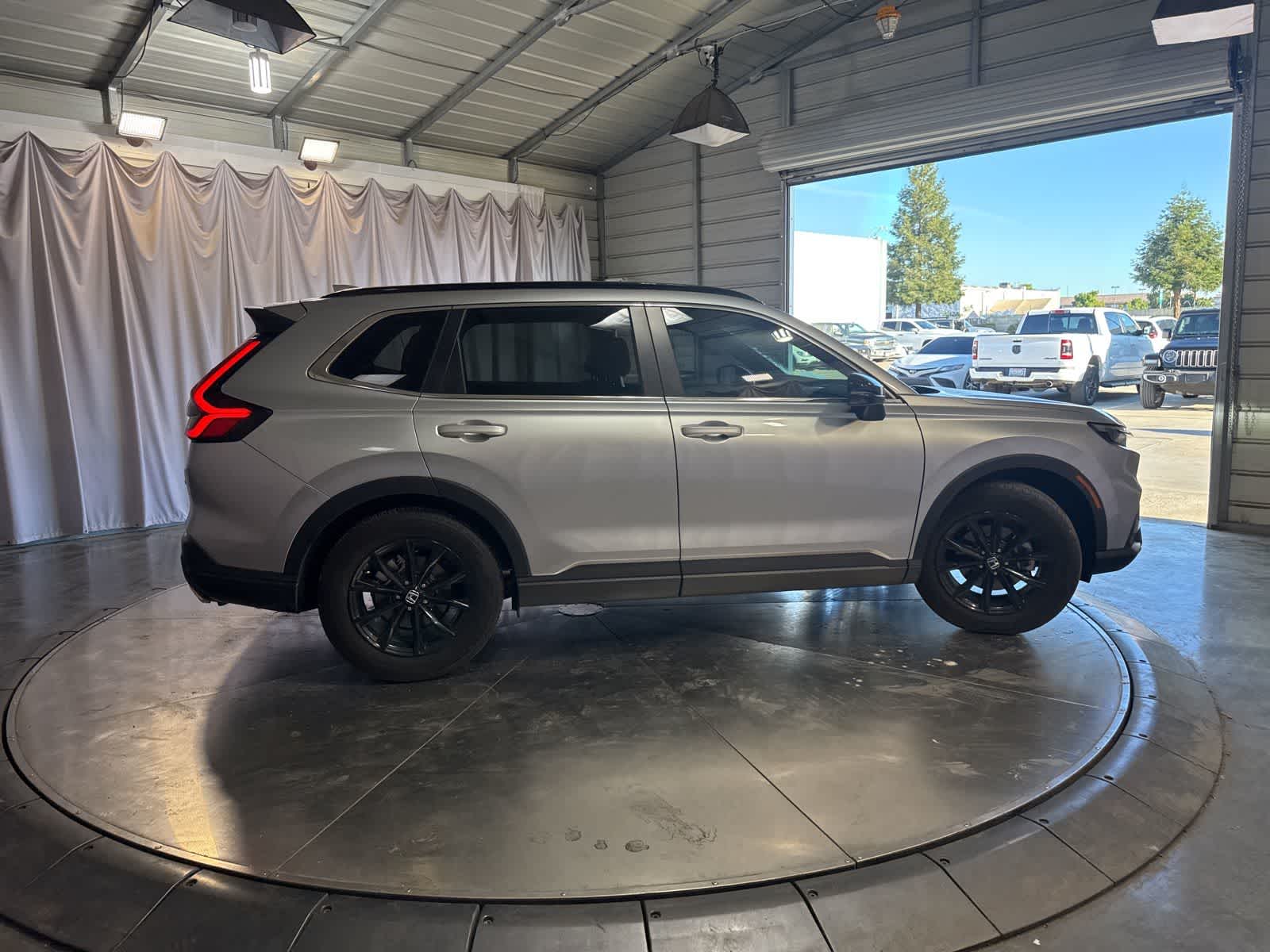 2024 Honda CR-V Hybrid Sport photo 2