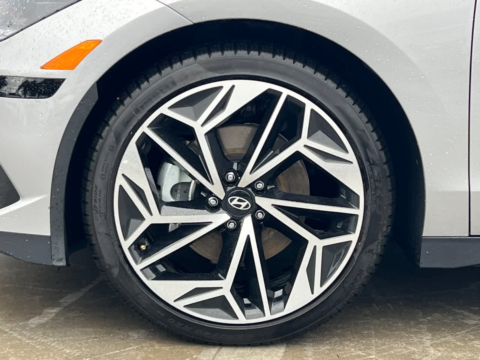 Thumbnail: 2025 Hyundai Ioniq 6 - 25