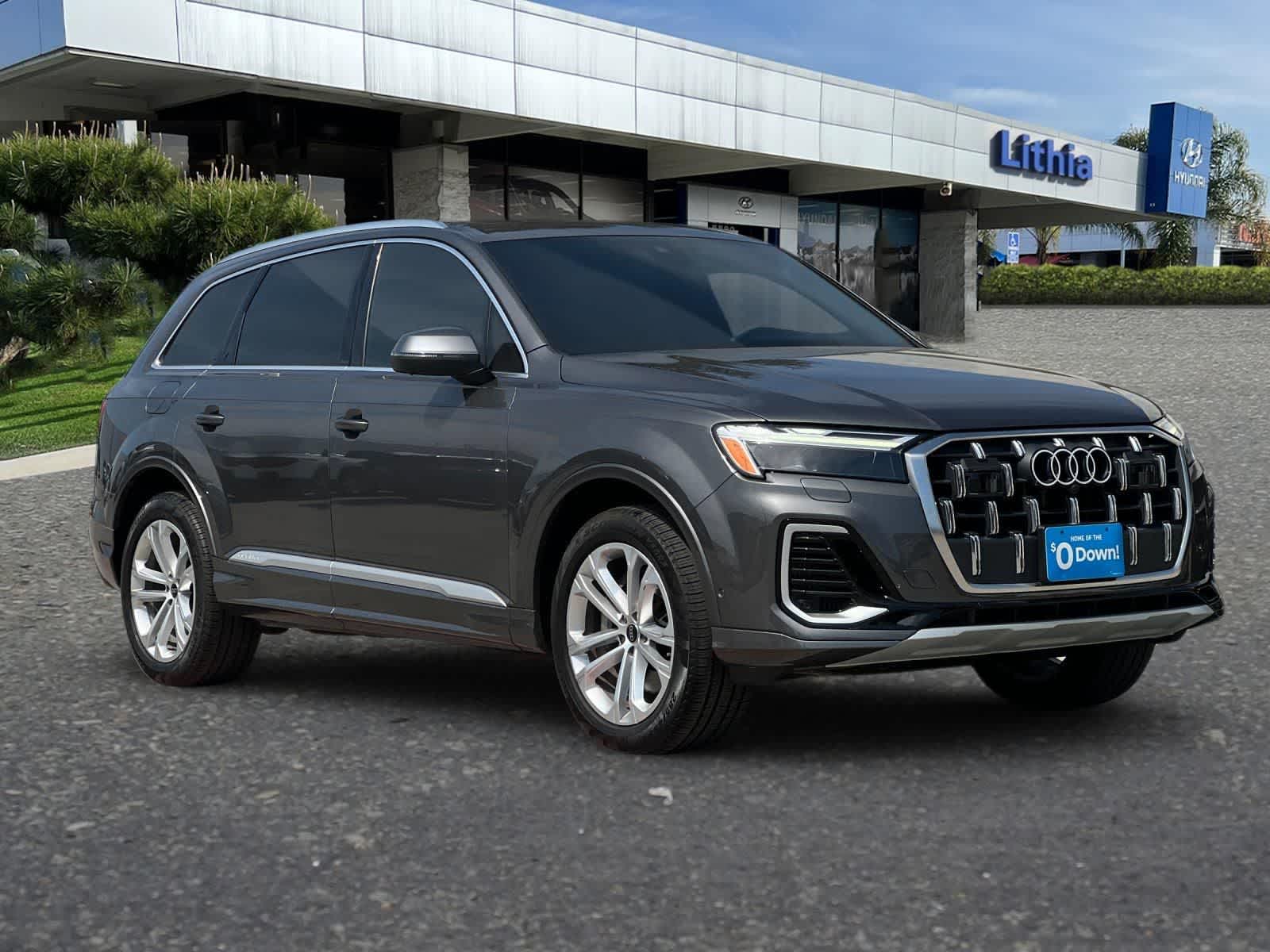 Thumbnail: 2025 Audi Q7 - 10