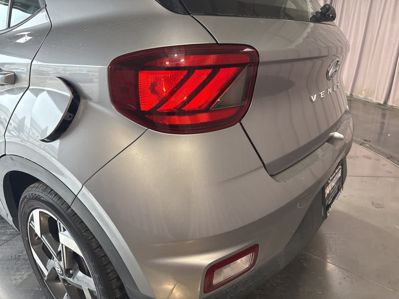 Thumbnail: 2023 Hyundai Venue - 9