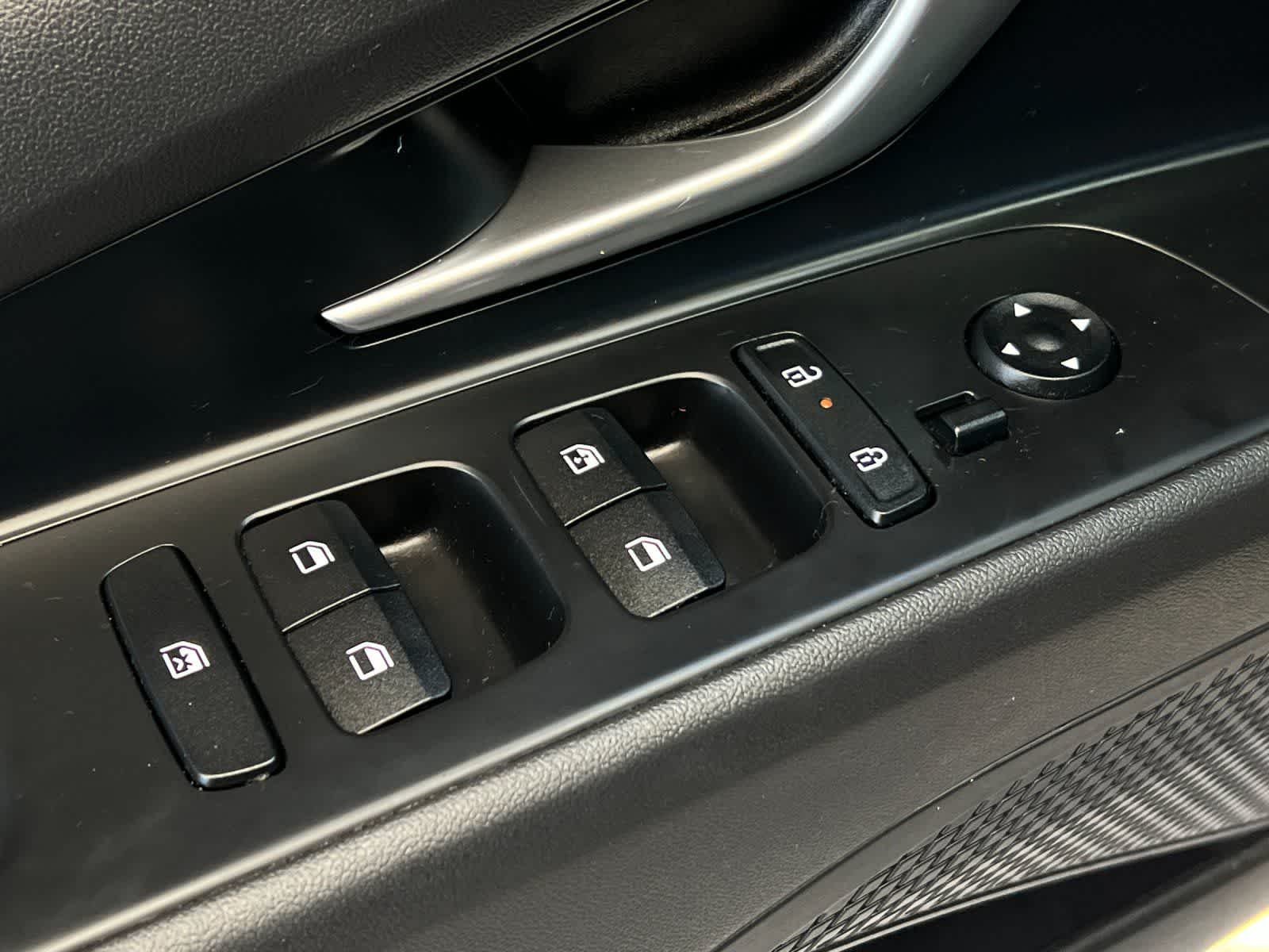 Thumbnail: 2024 Hyundai Elantra - 14