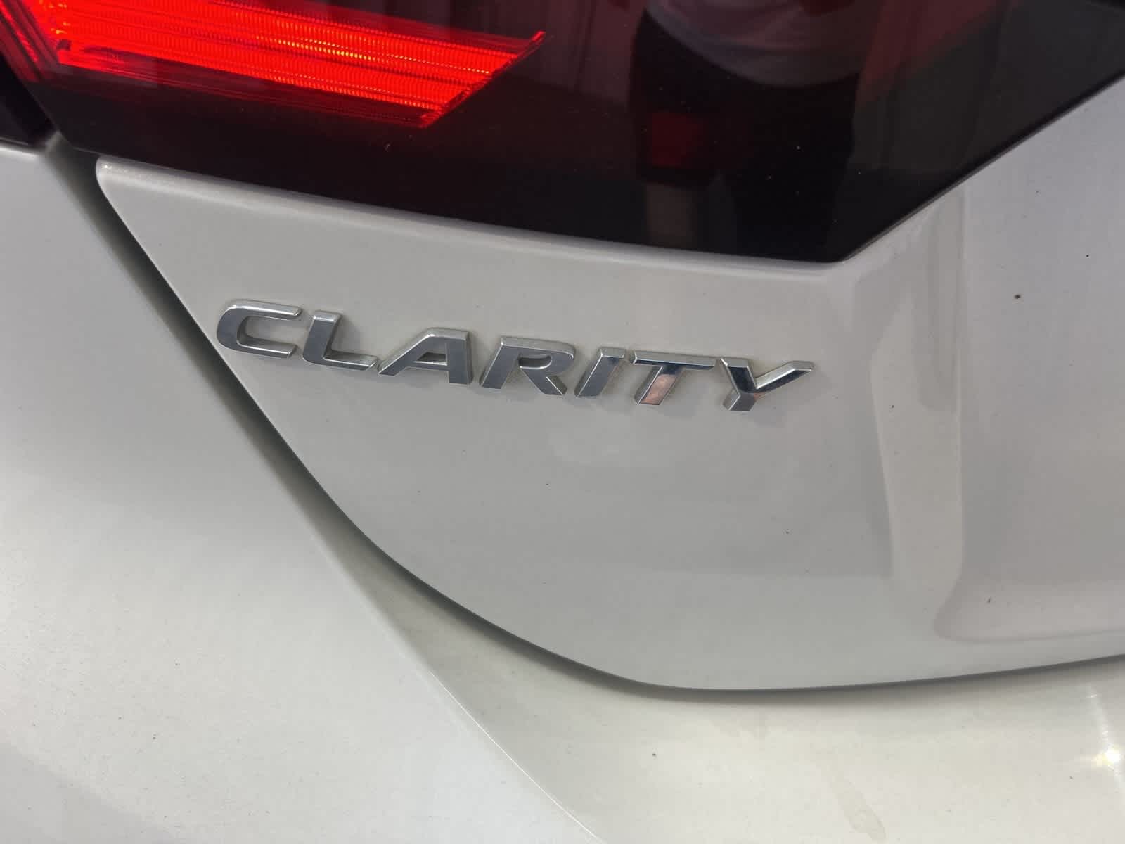 2018 Honda Clarity  12