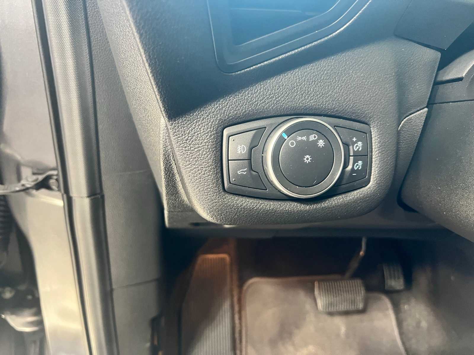 Thumbnail: 2018 Ford Escape - 23
