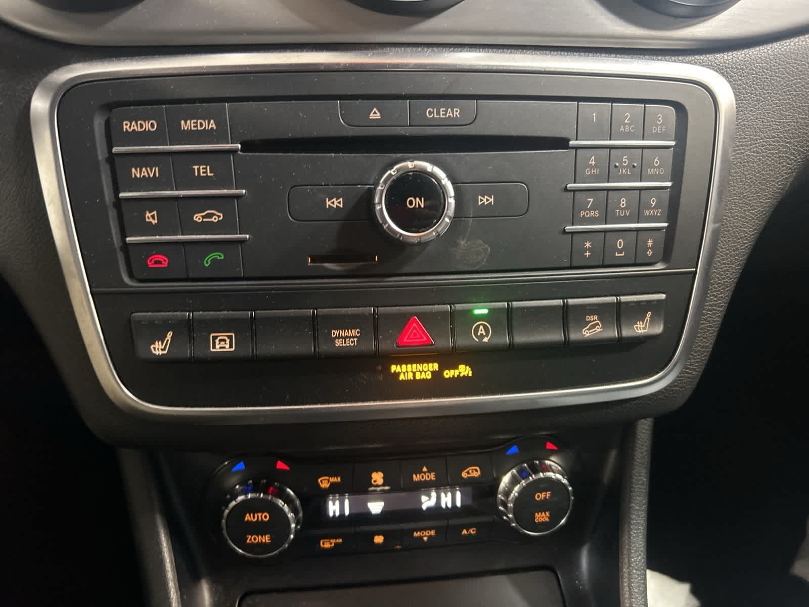 Thumbnail: 2016 Mercedes-Benz GLA - 28