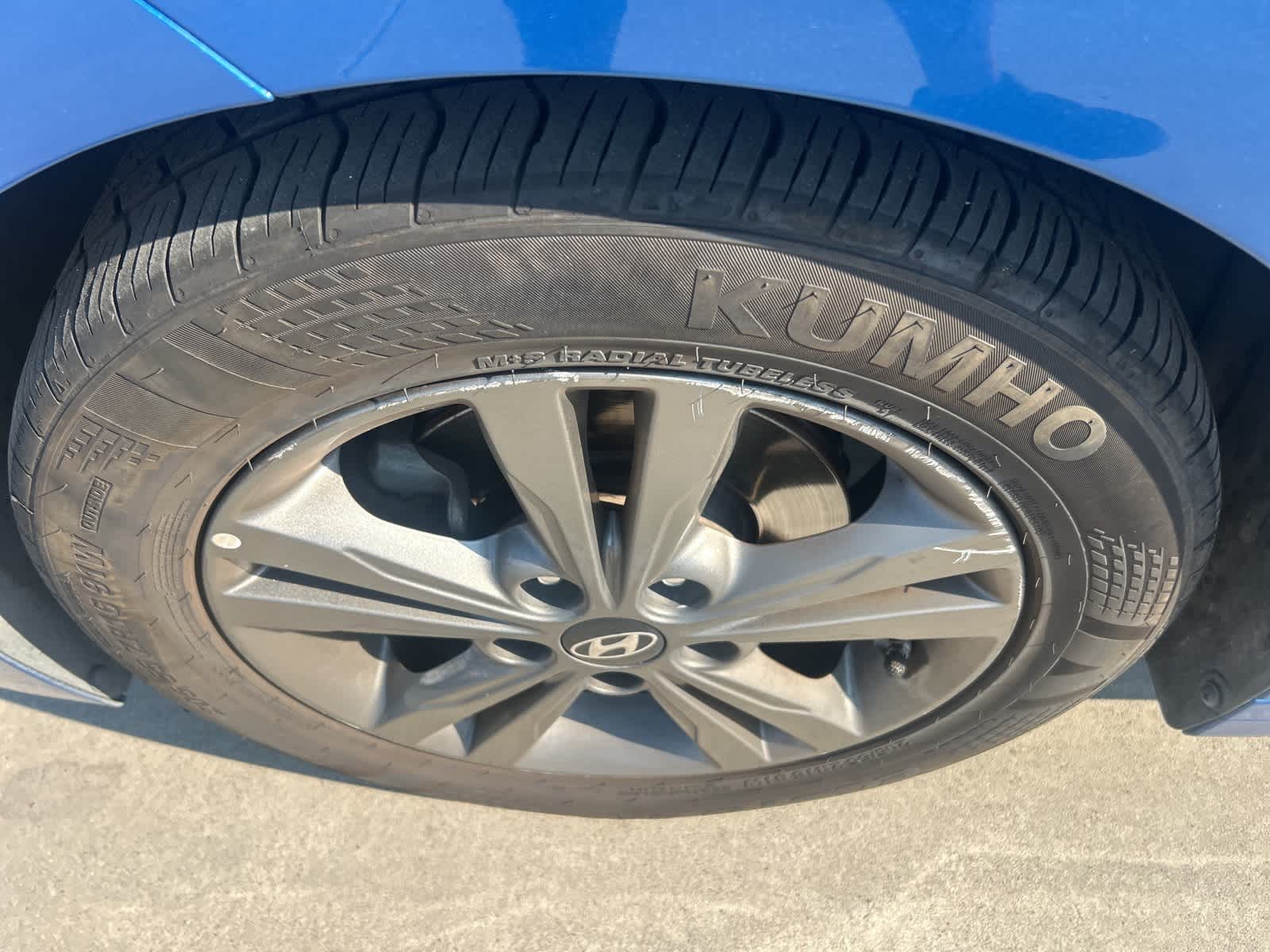 Thumbnail: 2018 Hyundai Elantra - 15