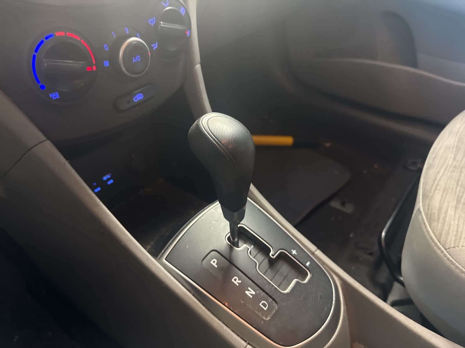 Thumbnail: 2015 Hyundai Accent - 24