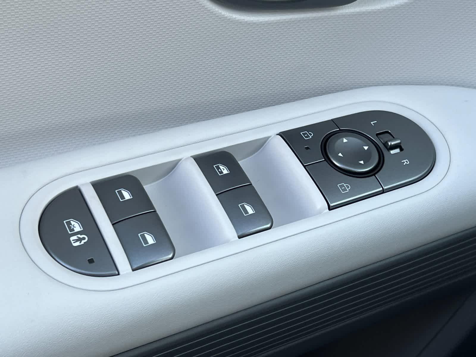 Thumbnail: 2026 Hyundai Ioniq 5 - 13