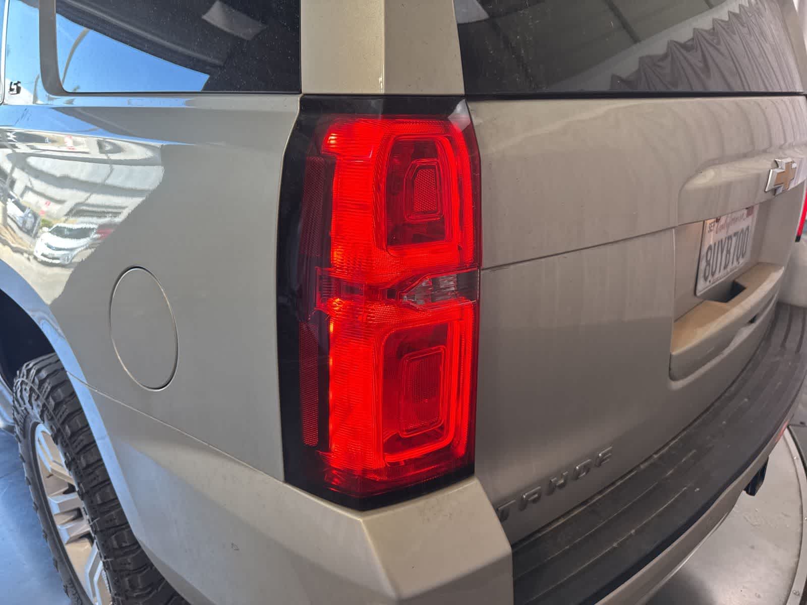 Thumbnail: 2015 Chevrolet Tahoe - 12