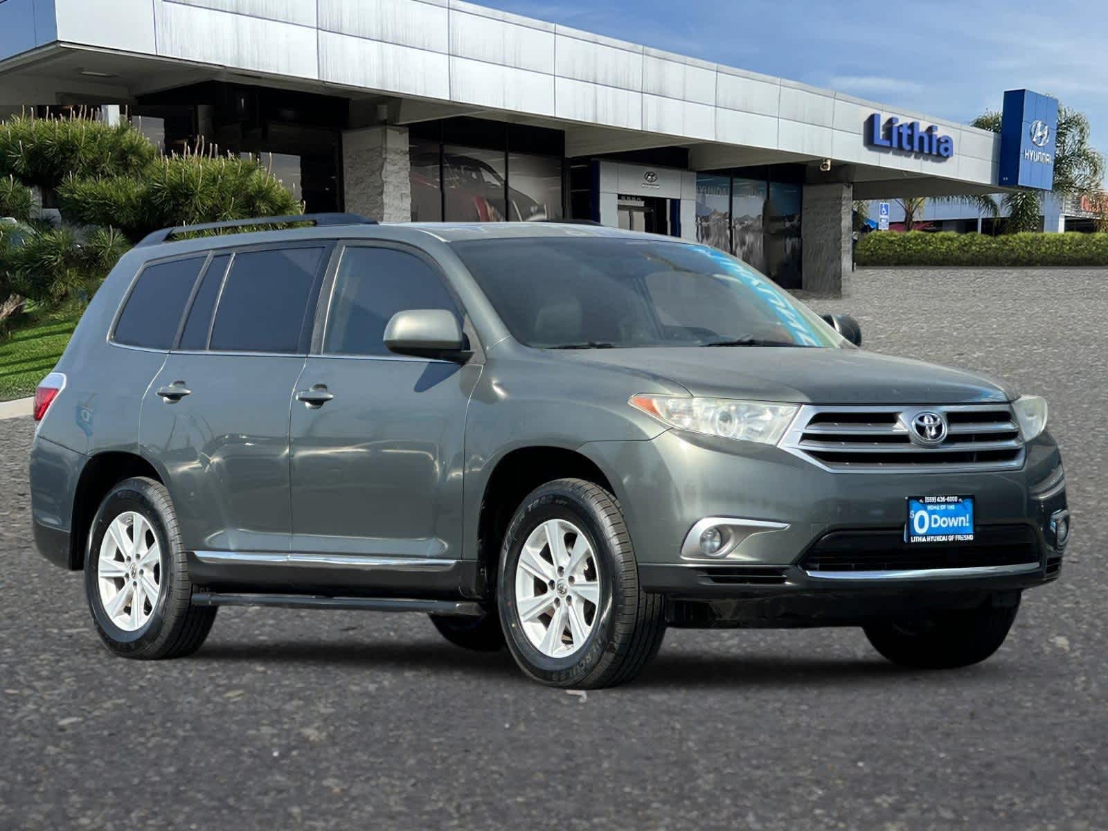 Thumbnail: 2013 Toyota Highlander - 9