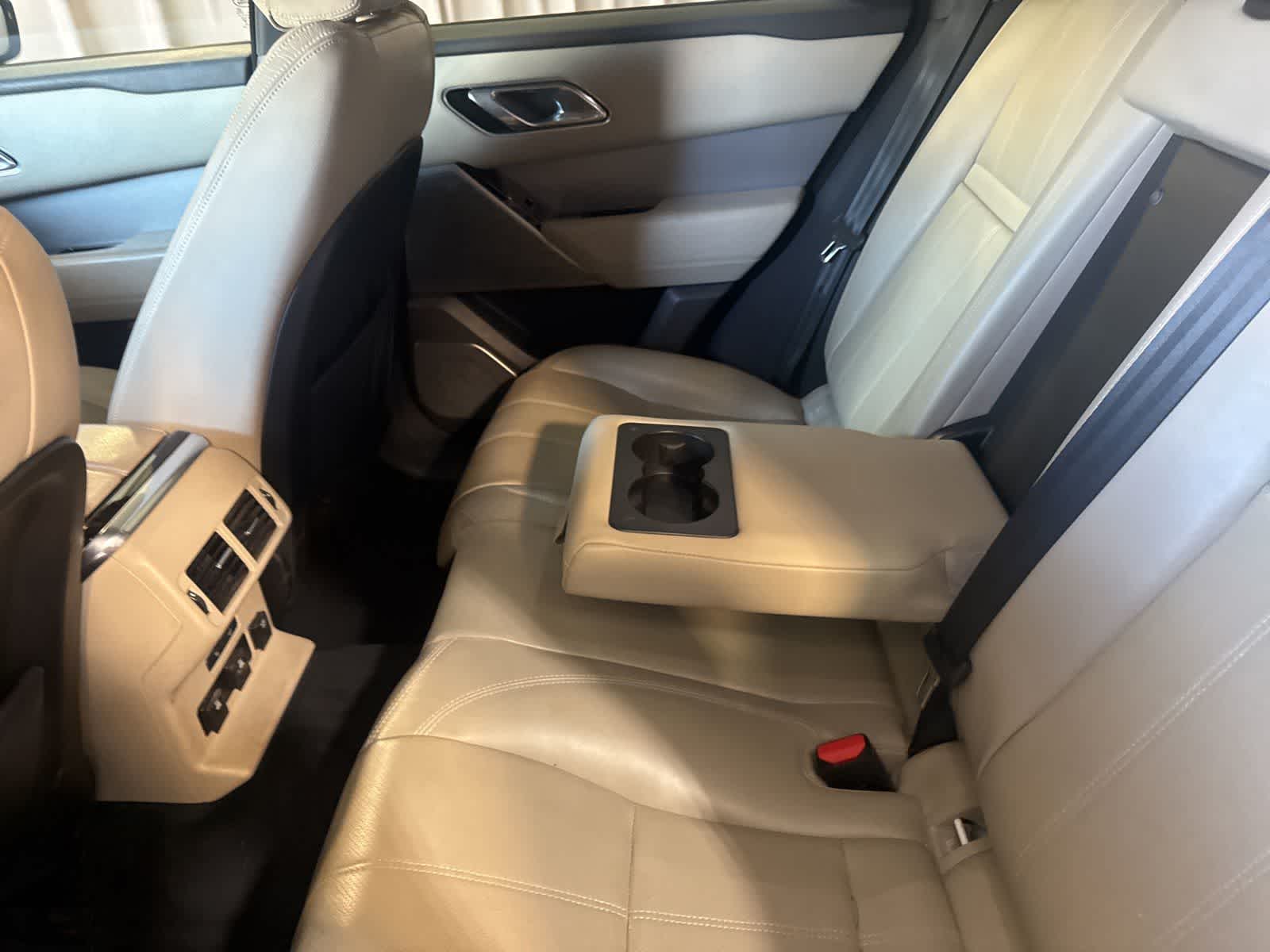 Thumbnail: 2018 Land Rover Range Rover Velar - 16